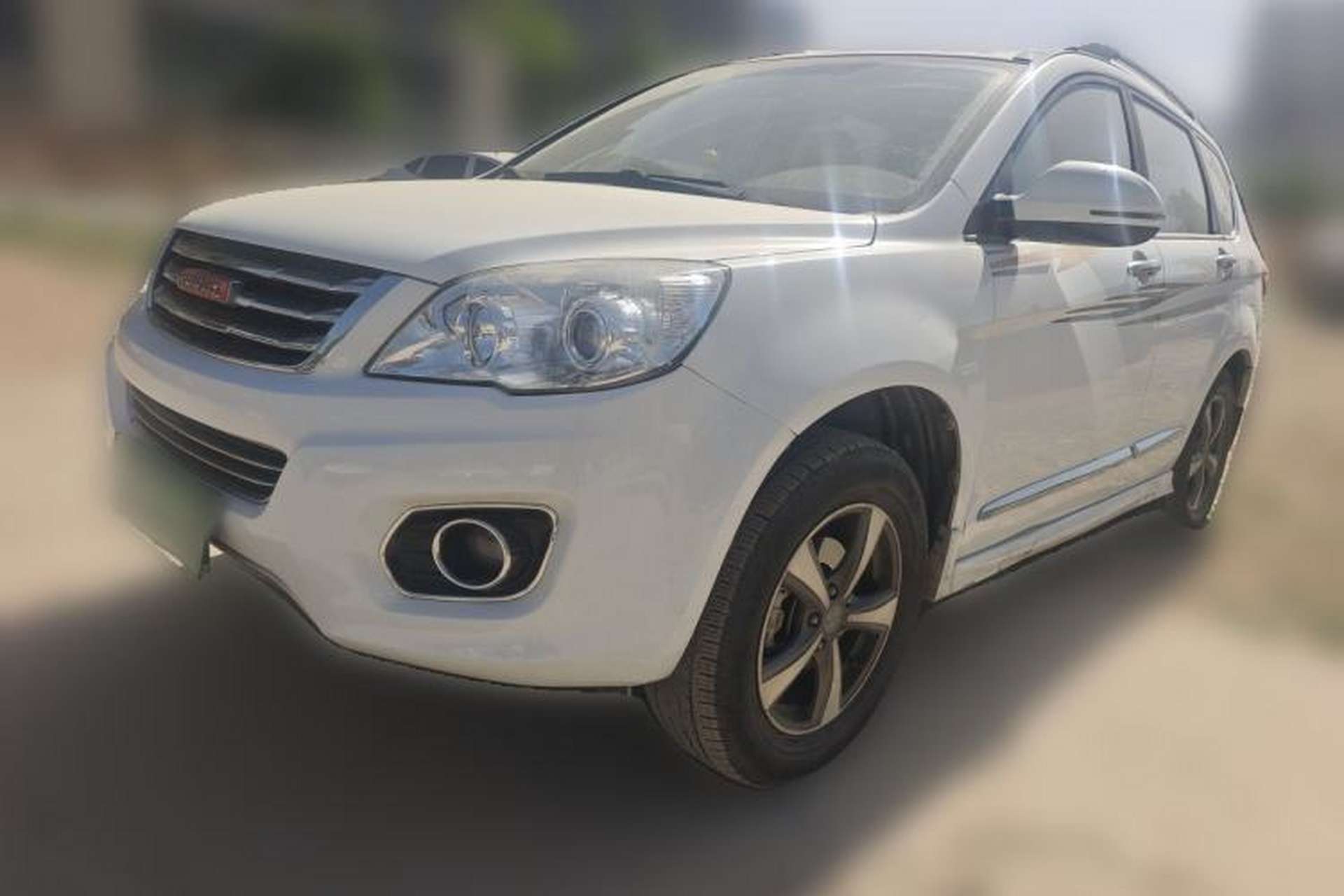 Used Haval H6 2015 Upgraded Model 1.5T Manual Two-Wheel Drive Elite Version Front Left 45 Deg