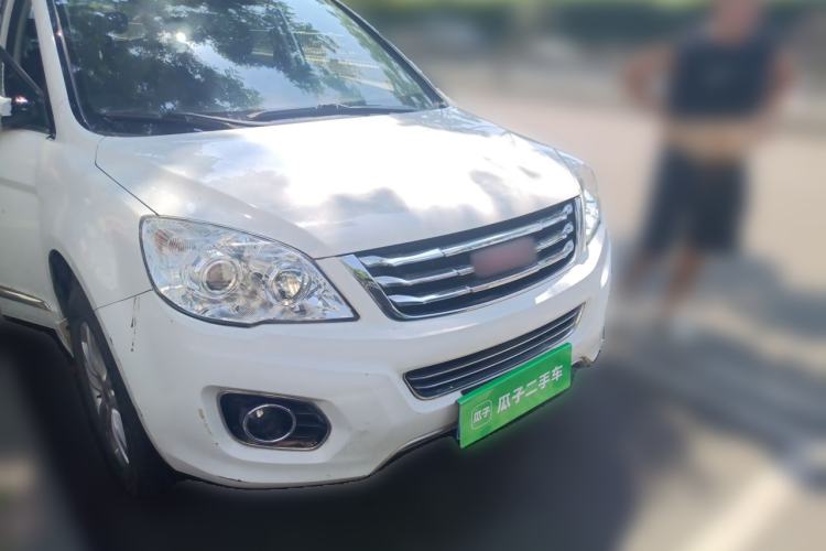 Used Haval H6 2015 Upgraded Model 1.5T Manual Two-Wheel Drive Elite Version Front Right 45 Deg