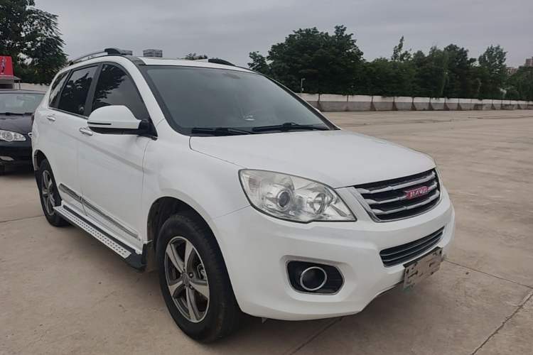 Used Haval H6 2015 Upgraded Model 1.5T Manual Two-Wheel Drive Elite Version Front Right 45 Deg