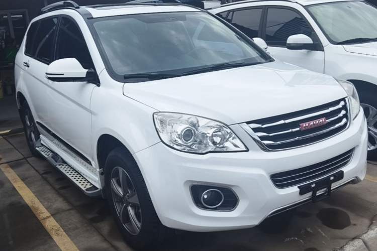 Used Haval H6 2015 Upgraded Model 1.5T Manual Two-Wheel Drive Elite Version Front Right 45 Deg