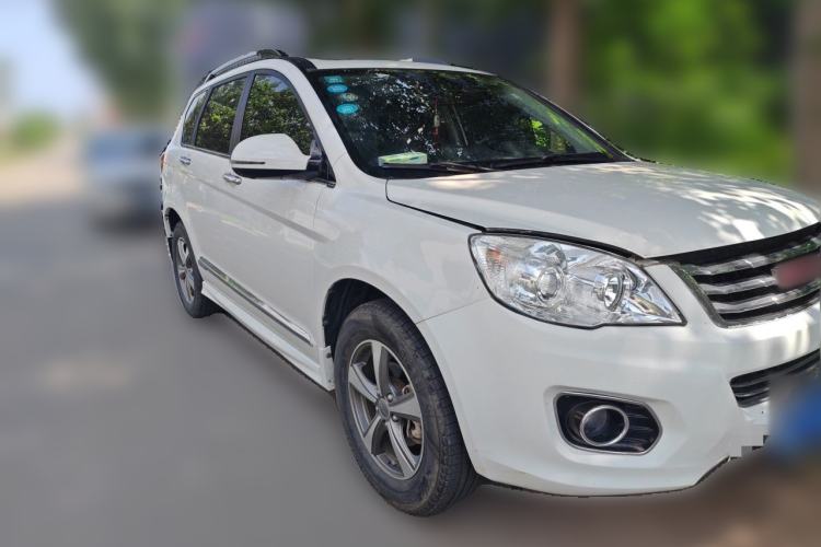 Used Haval H6 2015 Upgraded Model 1.5T Manual Two-Wheel Drive Elite Version Front Right 45 Deg