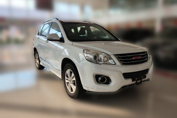 Used Haval H6 2015 Upgraded Model 1.5T Manual Two-Wheel Drive Elite Version Front Right 45 Deg