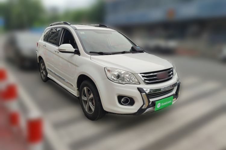 Used Haval H6 2015 Upgraded Model 1.5T Manual Two-Wheel Drive Elite Version Front Right 45 Deg