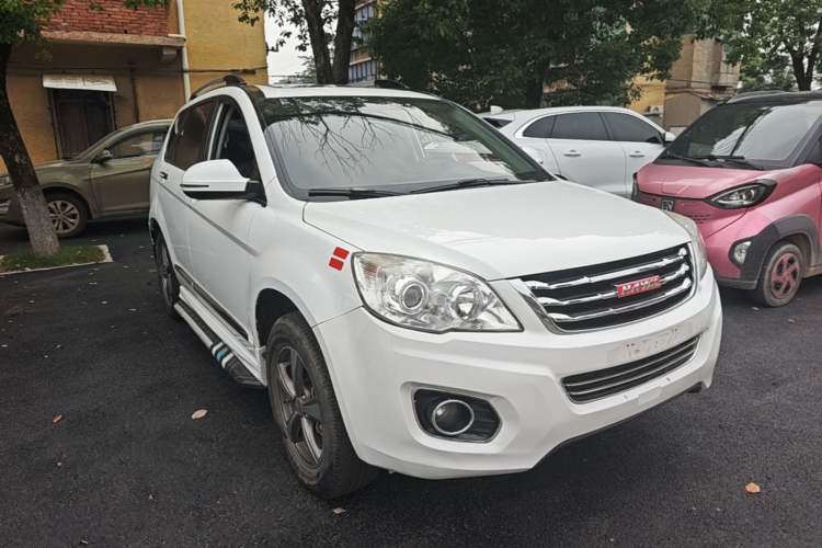 Used Haval H6 2015 Upgraded Model 1.5T Manual Two-Wheel Drive Elite Version Front Right 45 Deg