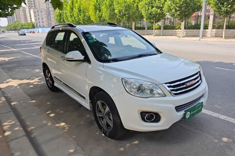 Used Haval H6 2015 Upgraded Model 1.5T Manual Two-Wheel Drive Elite Version Front Right 45 Deg