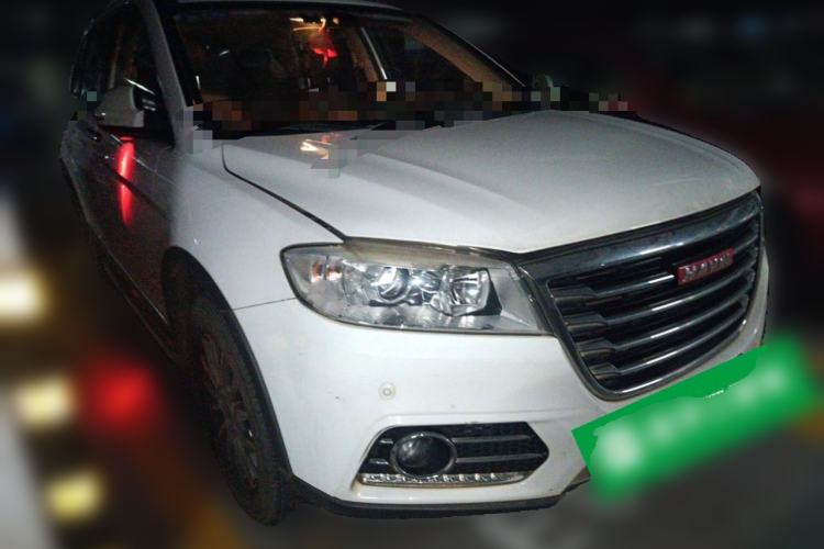Used Haval H6 2015 Sport Edition 1.5T Automatic Two-Wheel Drive Luxury Model Front Right 45 Deg