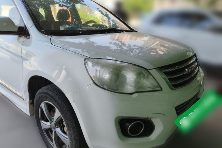 Used Haval H6 2015 Upgraded Model 1.5T Manual Two-Wheel Drive Elite Version Front Right 45 Deg