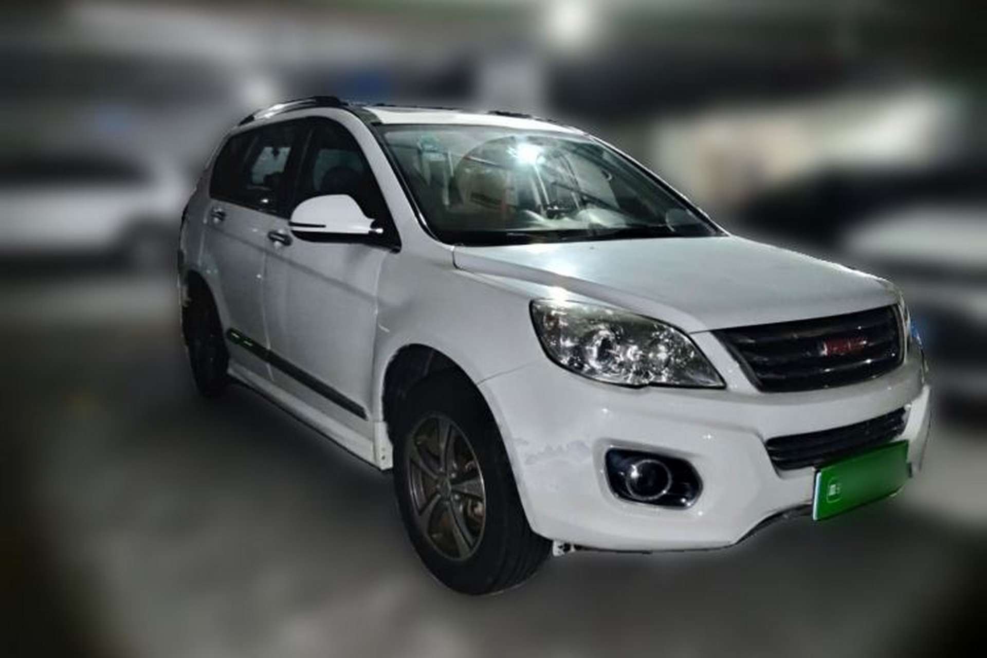 Used Haval H6 2015 Upgraded Model 1.5T Manual Two-Wheel Drive Elite Version Front Right 45 Deg