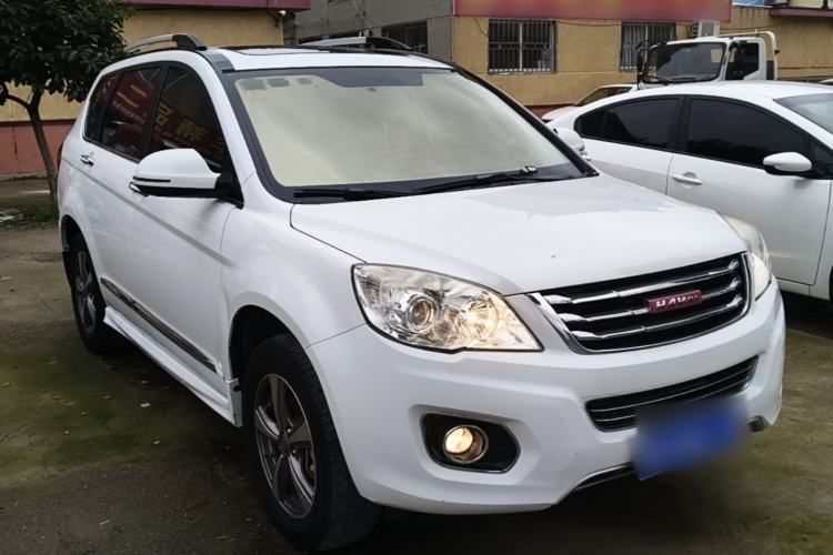 Used Haval H6 2015 Upgraded Model 1.5T Manual Two-Wheel Drive Elite Version Front Right 45 Deg
