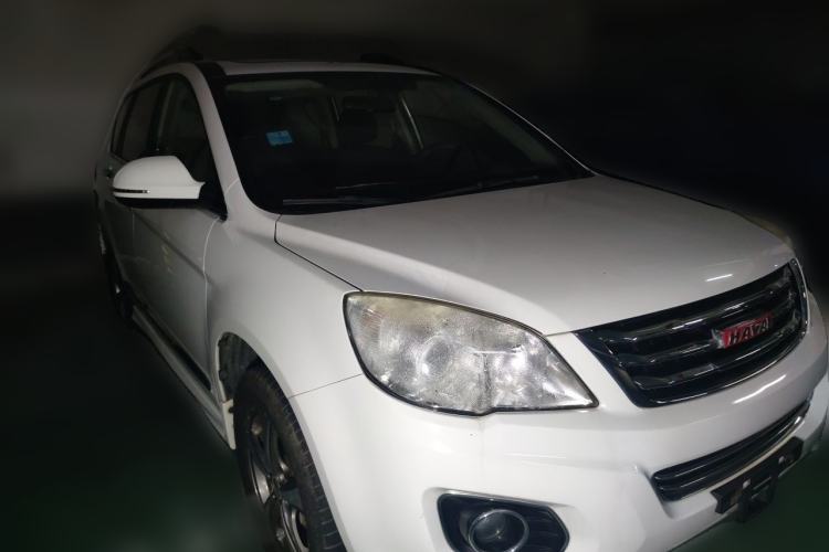 Used Haval H6 2015 Upgraded Model 1.5T Manual Two-Wheel Drive Elite Version Front Right 45 Deg