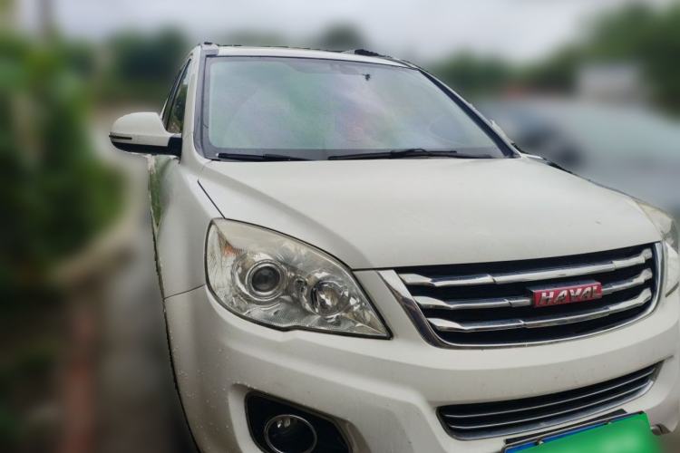 Used Haval H6 2015 Upgraded Model 1.5T Manual Two-Wheel Drive Elite Version Front Right 45 Deg