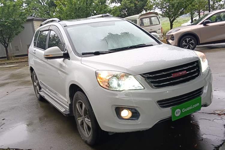 Used Haval H6 2015 Upgraded Model 1.5T Manual Two-Wheel Drive Elite Version Front Right 45 Deg