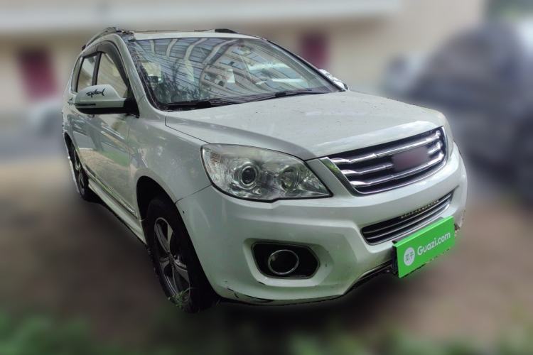 Used Haval H6 2015 Upgraded Model 1.5T Manual Two-Wheel Drive Elite Version Front Right 45 Deg