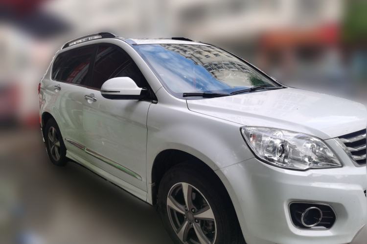 Used Haval H6 2015 Upgraded Model 1.5T Manual Two-Wheel Drive Elite Version Front Right 45 Deg