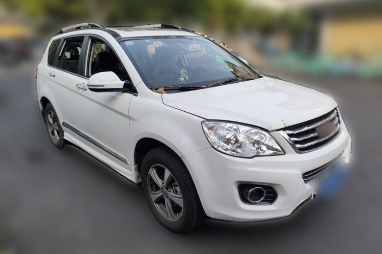 Used Haval H6 2015 Upgraded Model 1.5T Manual Two-Wheel Drive Elite Version Front Right 45 Deg