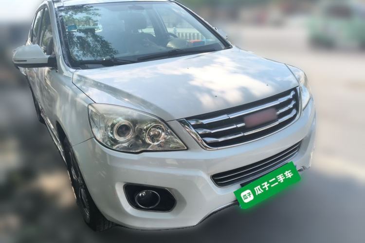 Used Haval H6 2015 Upgraded Model 1.5T Manual Two-Wheel Drive Elite Version Front Right 45 Deg
