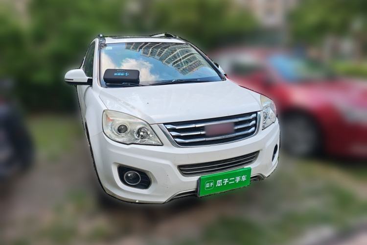 Used Haval H6 2015 Upgraded Model 1.5T Manual Two-Wheel Drive Elite Version Front Right 45 Deg