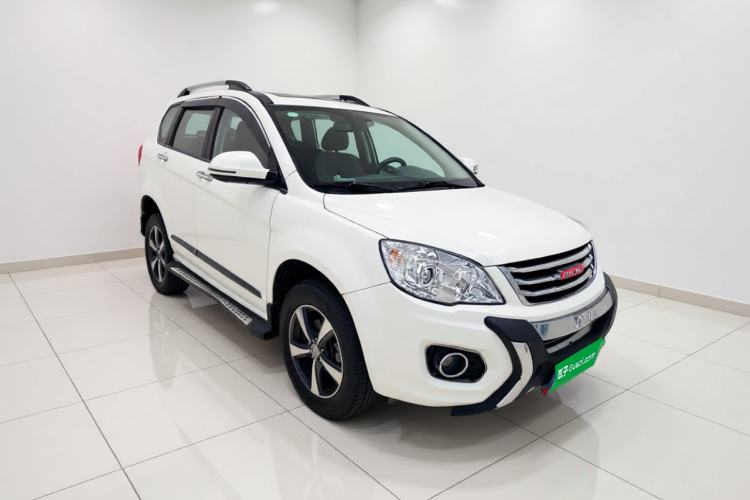 Used Haval H6 2015 Upgraded Model 1.5T Manual Two-Wheel Drive Elite Version Front Right 45 Deg