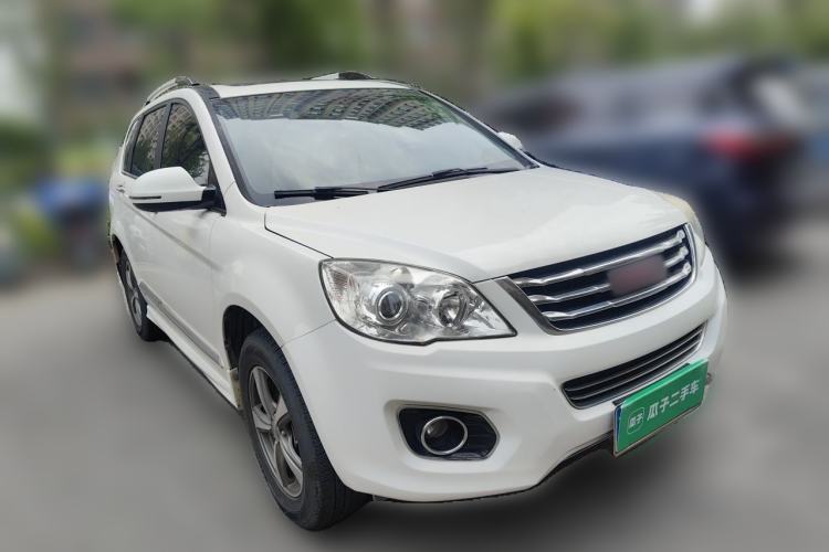 Used Haval H6 2015 Upgraded Model 1.5T Manual Two-Wheel Drive Elite Version Front Right 45 Deg