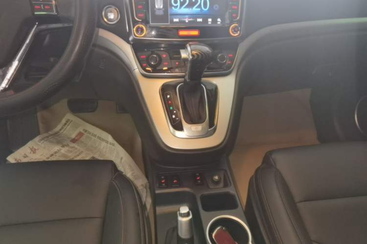 Used Haval H6 2015 Sport Edition 1.5T Automatic Two-Wheel Drive Luxury Model Gear Lever