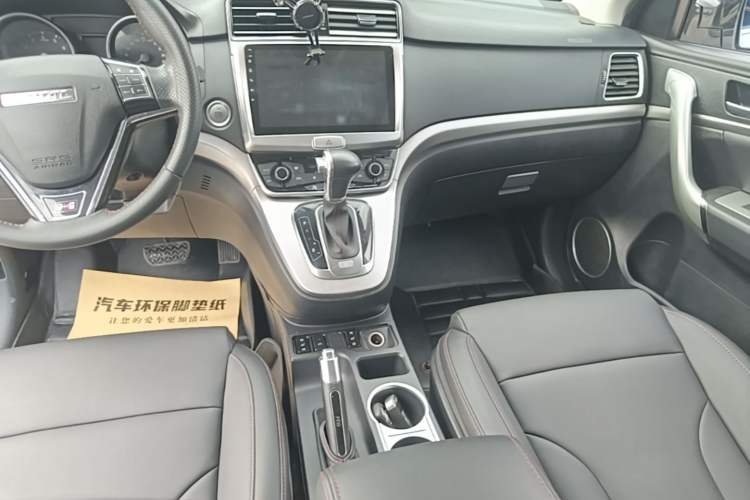 Used Haval H6 2015 Sport Edition 1.5T Automatic Two-Wheel Drive Luxury Model Gear Lever