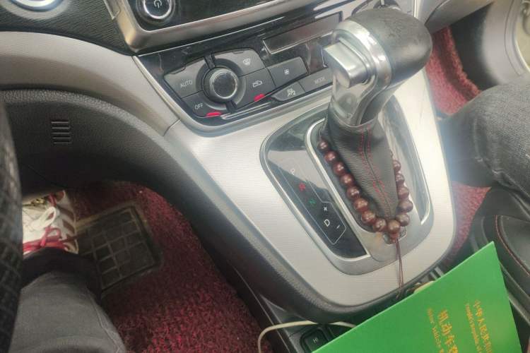 Used Haval H6 2015 Sport Edition 1.5T Automatic Two-Wheel Drive Luxury Model Gear Lever