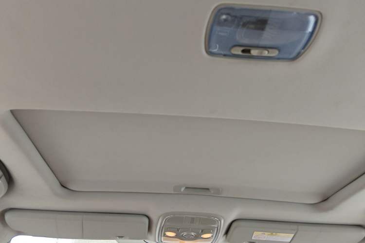 Used Haval H6 2015 Sport Edition 1.5T Manual Two-Wheel Drive Elite Model Headliner