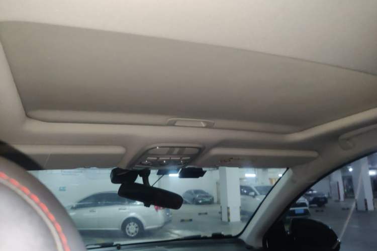 Used Haval H6 2015 Sport Edition 1.5T Automatic Two-Wheel Drive Luxury Model Headliner