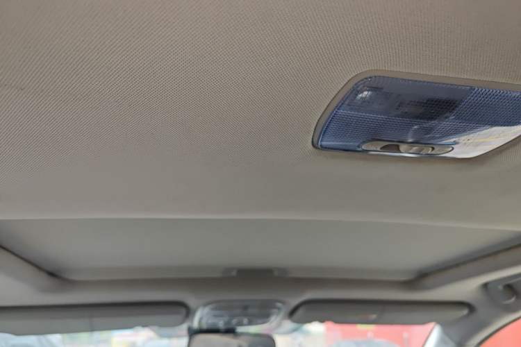 Used Haval H6 2015 Sport Edition 1.5T Manual Two-Wheel Drive Elite Model Headliner