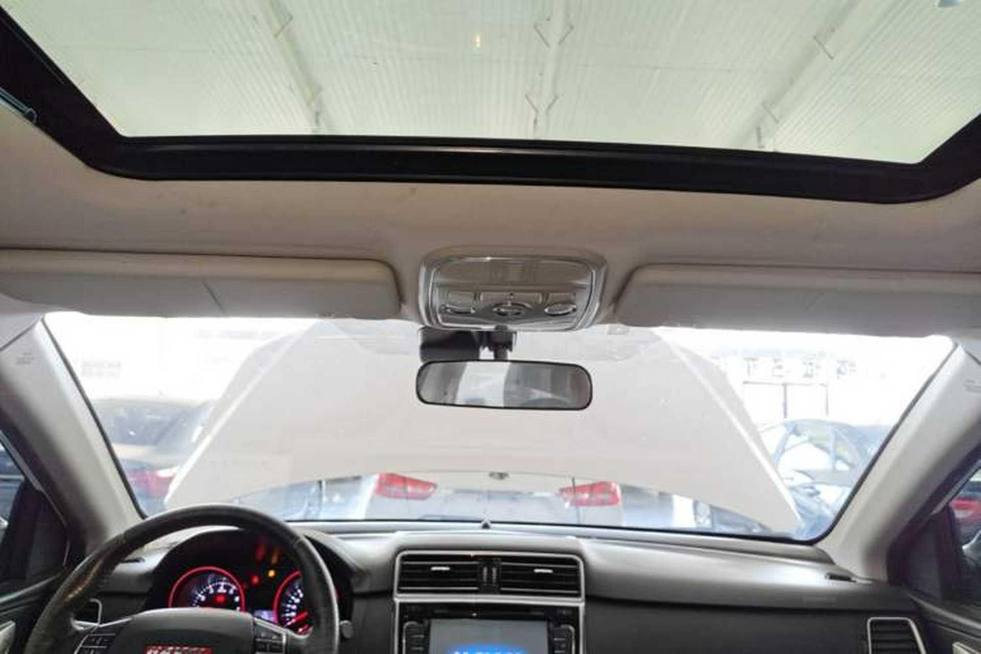 Used Haval H6 2015 Sport Edition 1.5T Automatic Two-Wheel Drive Luxury Model Headliner