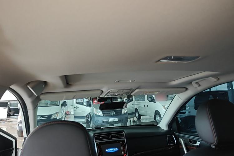 Used Haval H6 2015 Revised Version Sport Edition 1.5T Manual Transmission Two-Wheel Drive Elite Grade Headliner