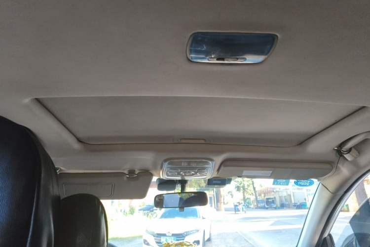 Used Haval H6 2015 Sport Edition 1.5T Manual Two-Wheel Drive Elite Model Headliner