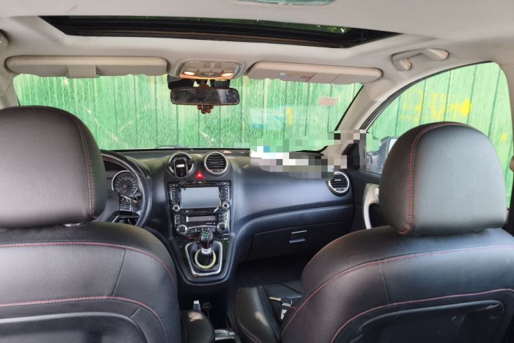 Used Haval H6 2015 Upgraded Model 1.5T Manual Two-Wheel Drive Elite Version Headliner