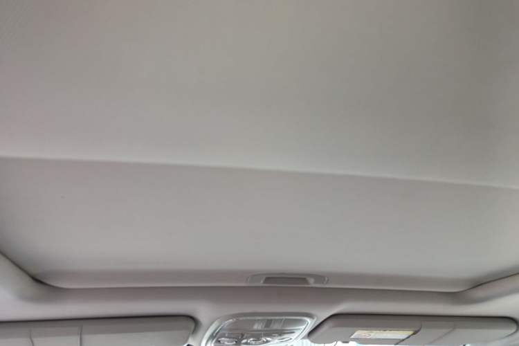 Used Haval H6 2015 Sport Edition 1.5T Manual Two-Wheel Drive Elite Model Headliner