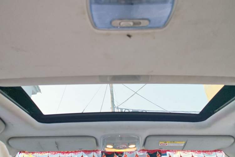 Used Haval H6 2015 Revised Version Sport Edition 1.5T Manual Transmission Two-Wheel Drive Elite Grade Headliner