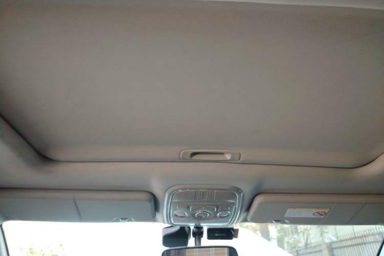 Used Haval H6 2015 Upgraded Model 1.5T Manual Two-Wheel Drive Elite Version Headliner