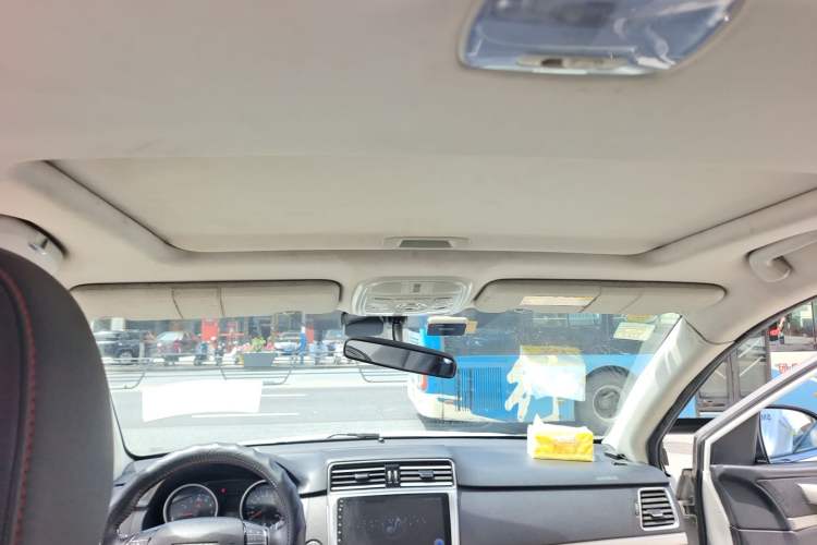 Used Haval H6 2015 Sport Edition 1.5T Automatic Two-Wheel Drive Luxury Model Headliner