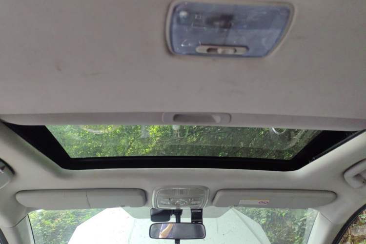 Used Haval H6 2015 Upgraded Model 1.5T Manual Two-Wheel Drive Elite Version Headliner