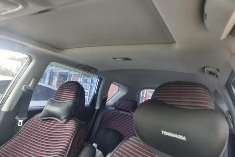 Used Haval H6 2015 Upgraded Model 1.5T Manual Two-Wheel Drive Elite Version Headliner