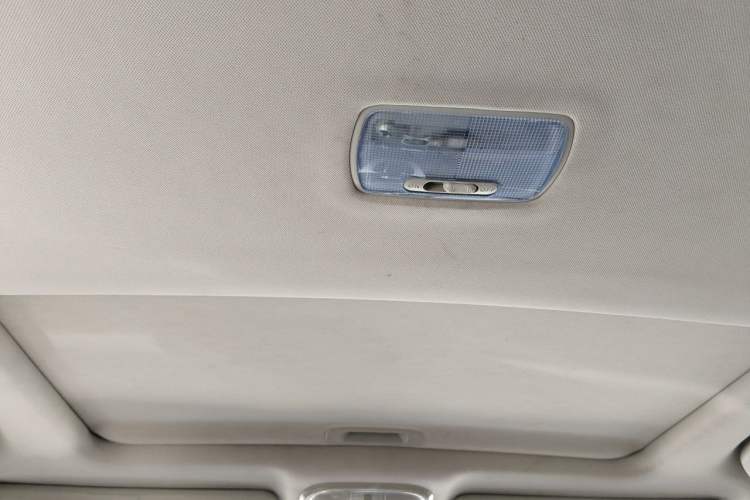 Used Haval H6 2015 Sport Edition 1.5T Automatic Two-Wheel Drive Luxury Model Headliner