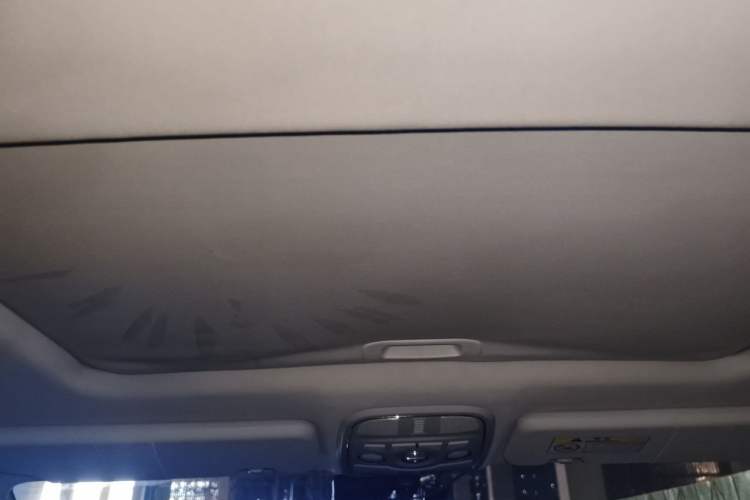 Used Haval H6 2015 Sport Edition 1.5T Automatic Two-Wheel Drive Luxury Model Headliner