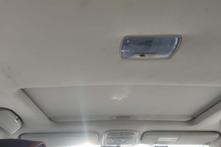 Used Haval H6 2015 Upgraded Model 1.5T Manual Two-Wheel Drive Elite Version Headliner
