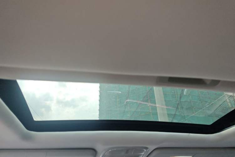 Used Haval H6 2015 Sport Edition 1.5T Manual Two-Wheel Drive Elite Model Headliner