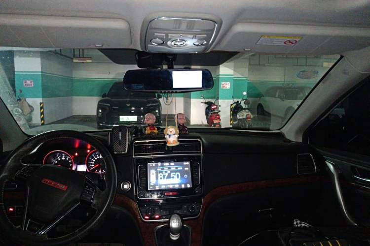 Used Haval H6 2015 Sport Edition 1.5T Manual Two-Wheel Drive Elite Model Headliner