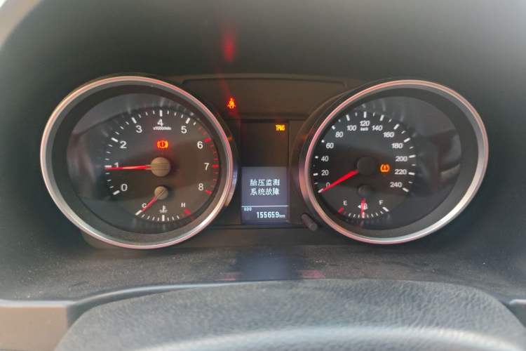 Used Haval H6 2015 Revised Version Sport Edition 1.5T Manual Transmission Two-Wheel Drive Elite Grade Instrument Cluster