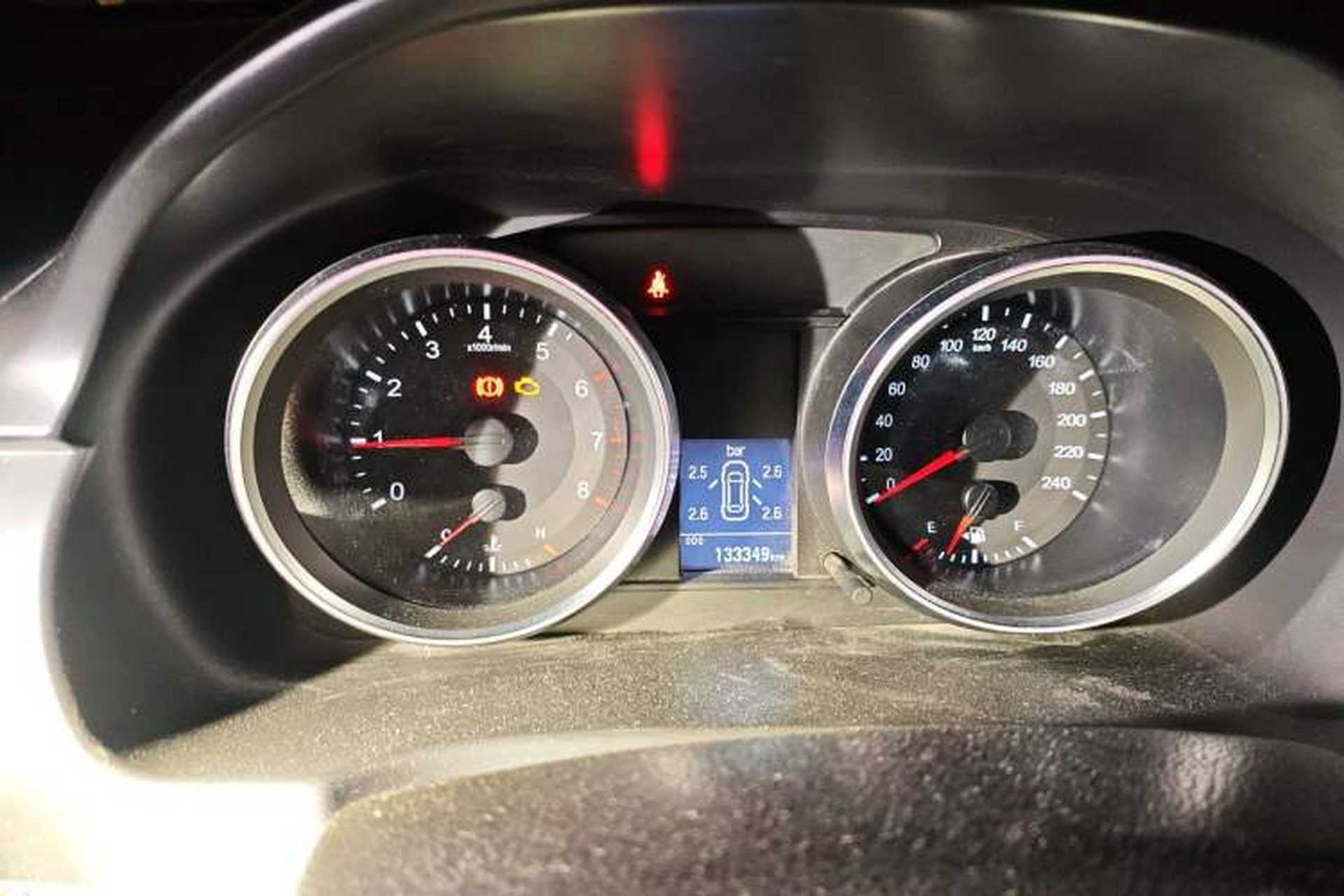 Used Haval H6 2015 Revised Version Sport Edition 1.5T Manual Transmission Two-Wheel Drive Elite Grade Instrument Cluster