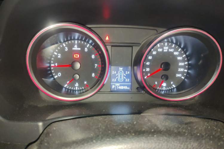 Used Haval H6 2015 Sport Edition 1.5T Automatic Two-Wheel Drive Luxury Model Instrument Cluster