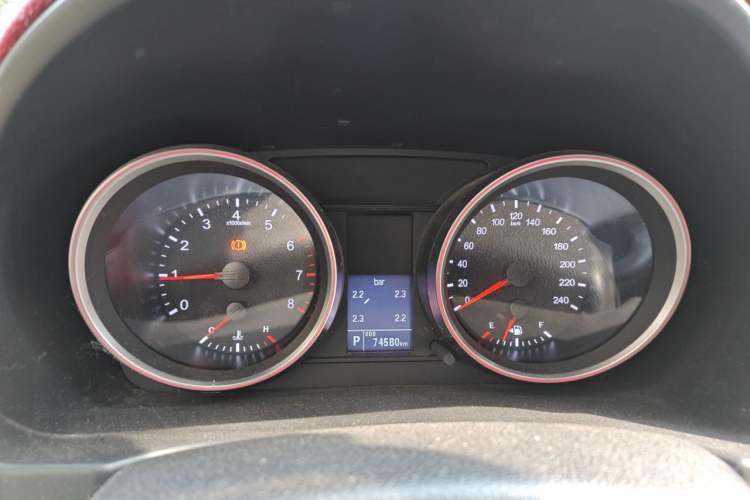Used Haval H6 2015 Sport Edition 1.5T Automatic Two-Wheel Drive Luxury Model Instrument Cluster