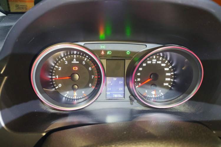 Used Haval H6 2015 Revised Version Sport Edition 1.5T Manual Transmission Two-Wheel Drive Elite Grade Instrument Cluster
