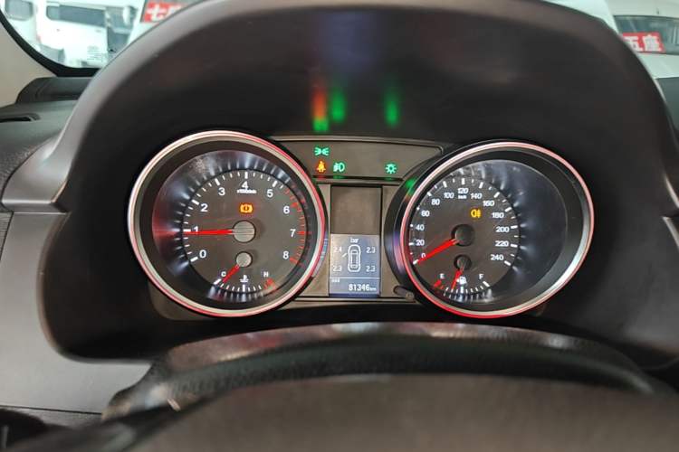 Used Haval H6 2015 Revised Version Sport Edition 1.5T Manual Transmission Two-Wheel Drive Elite Grade Instrument Cluster